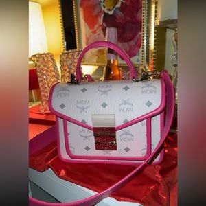 SALE❗️MCM Patricia Visetos Satchel💗🌸